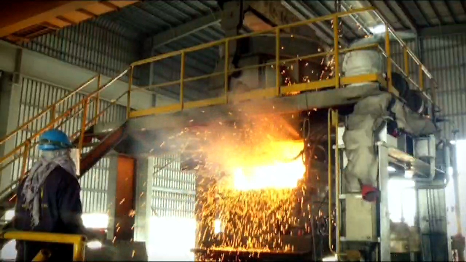 Steel scrap charging preparation